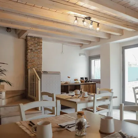 Ca Nova Bed & Breakfast